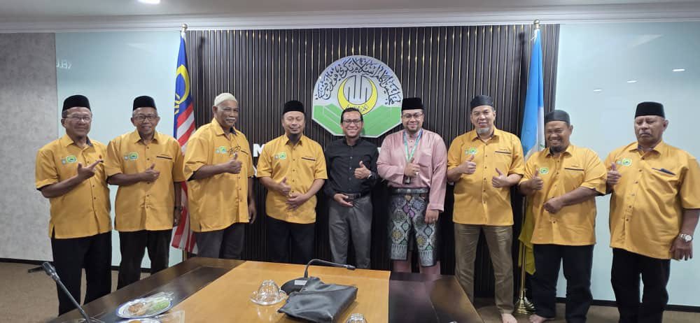 Sesi Penyerahan Hak Milik Dan Perbincangan Mengenai Pembinaan Masjid Kampung Petani, Bukit Mertajam